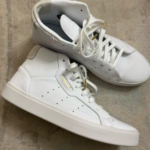 Adidas sleek mid top sneaker Never Worn!